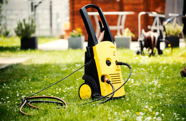 Best Pool Deck Cleaning  in Windcrest, TX